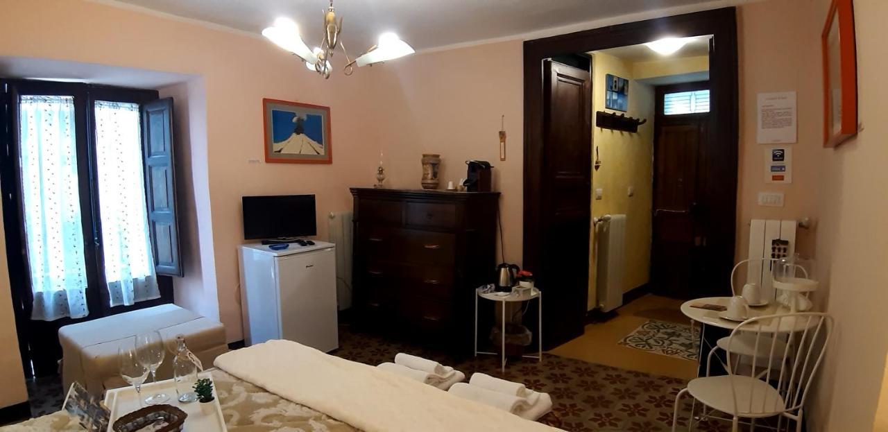 La Casa Del Pittore Di Petralia Petralia Soprana Exteriör bild