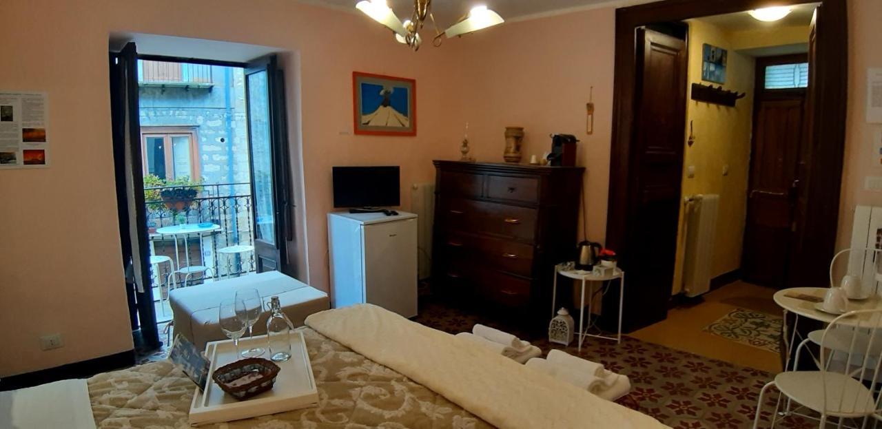 La Casa Del Pittore Di Petralia Petralia Soprana Exteriör bild