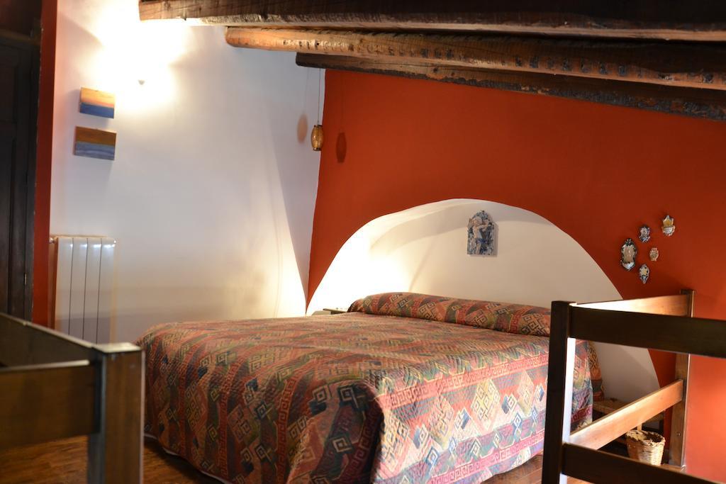 La Casa Del Pittore Di Petralia Petralia Soprana Exteriör bild