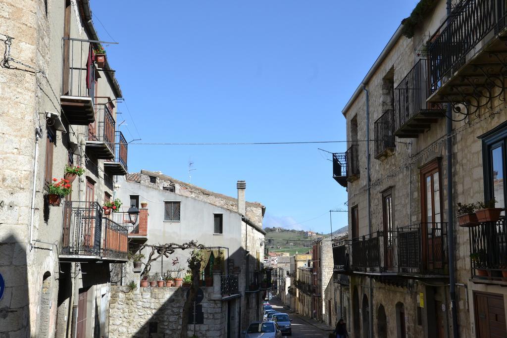 La Casa Del Pittore Di Petralia Petralia Soprana Exteriör bild