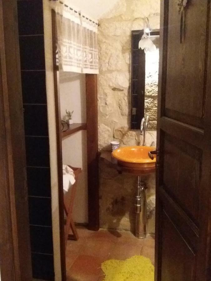 La Casa Del Pittore Di Petralia Petralia Soprana Exteriör bild